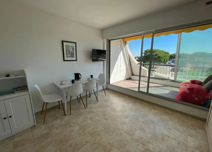 Climatise 4 Pers Avec Piscine Et Parking A Port Camargue - Fr-1-250-230 Апартаменты Ле-Гро-дю-Руа